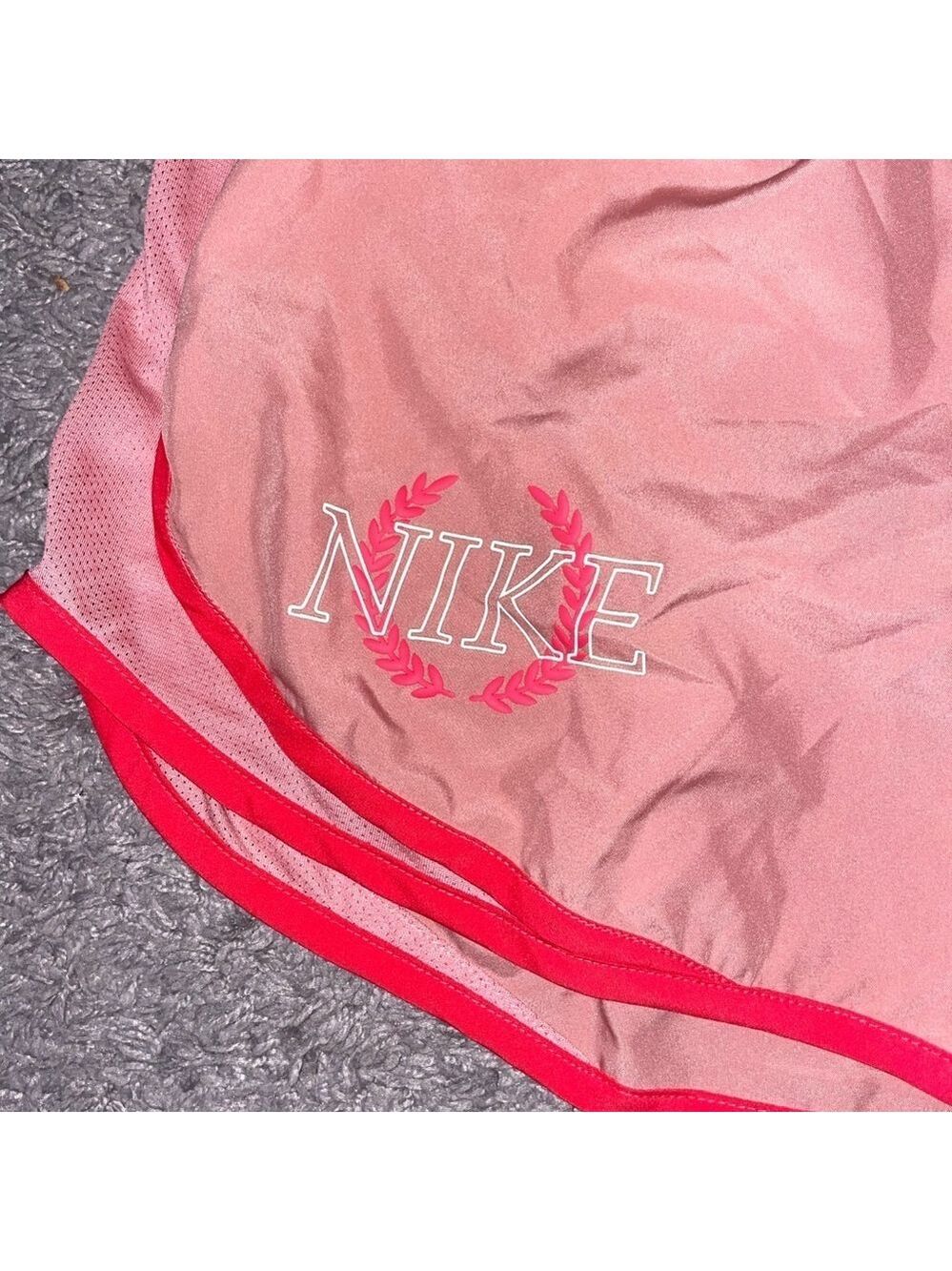 Nike Womens Dri-Fit Tempo Running Shorts Medium Athletic Gym - Picture 3 of 9